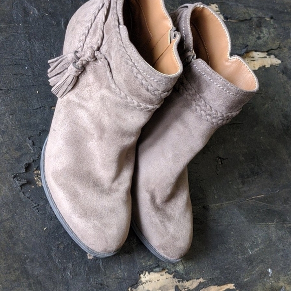 Booties - Picture 1 of 4